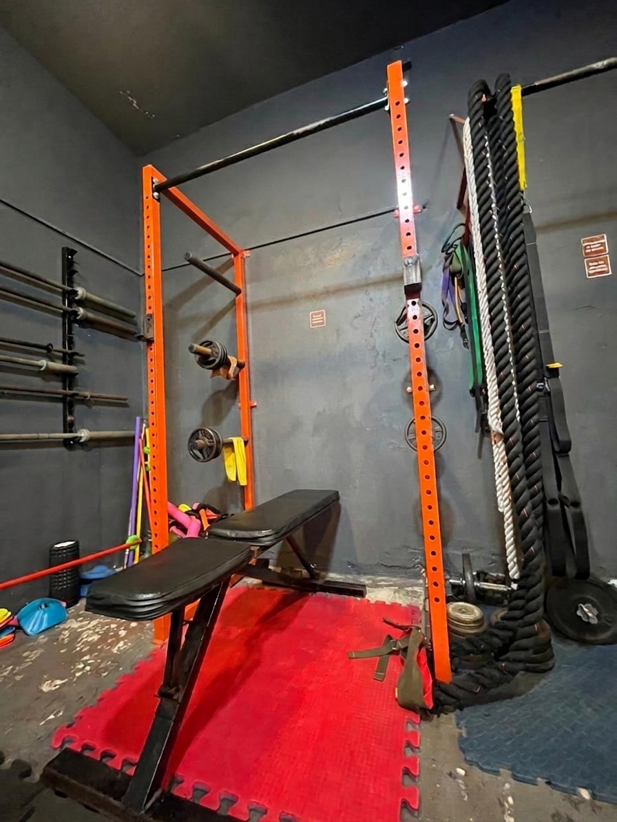 Iron Boxing Club - rack y banco